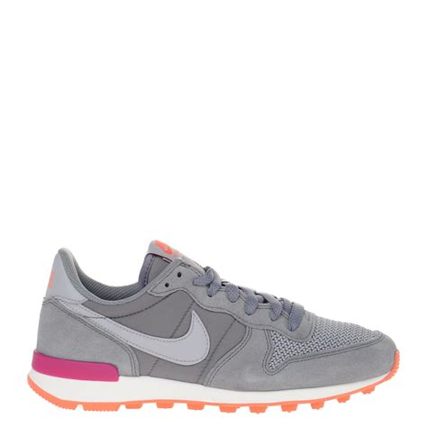 nike dames sneakers grijs|Grijze Nike Sneakers voor dames online .